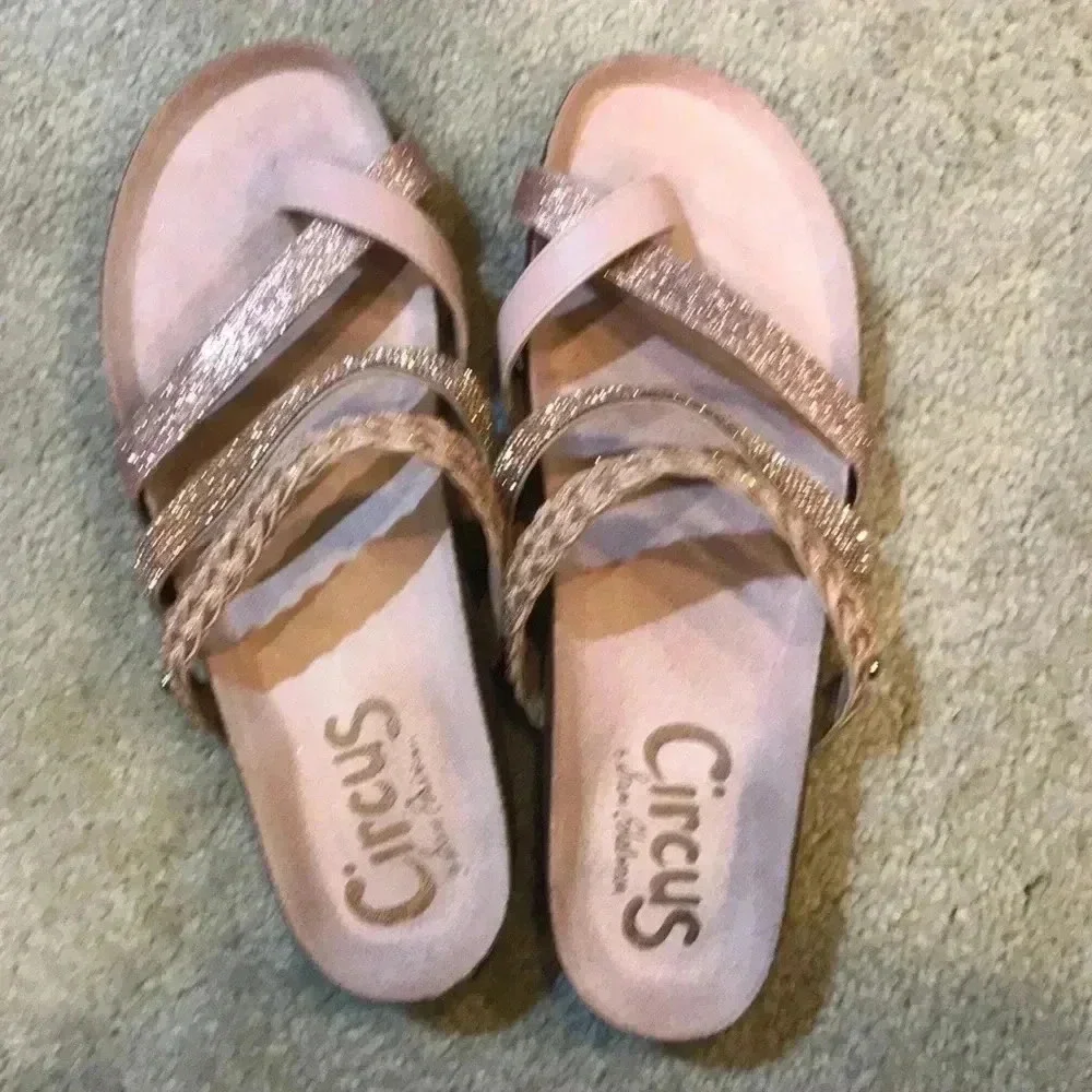 Circus by Sam Edelman Rose Gold Sparkle Accents Slip on Sandal-Size 10M